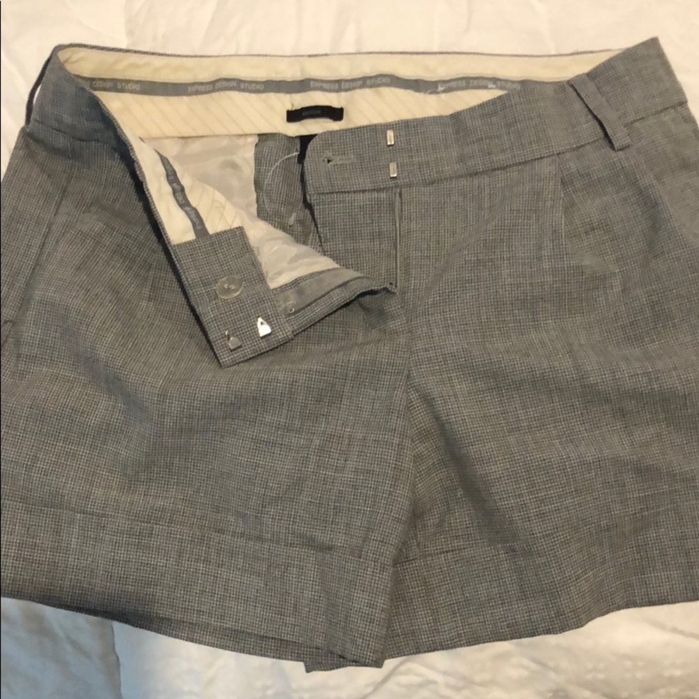 Express Design Shorts